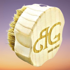 grooved pocket beard brush removebg preview 1 2