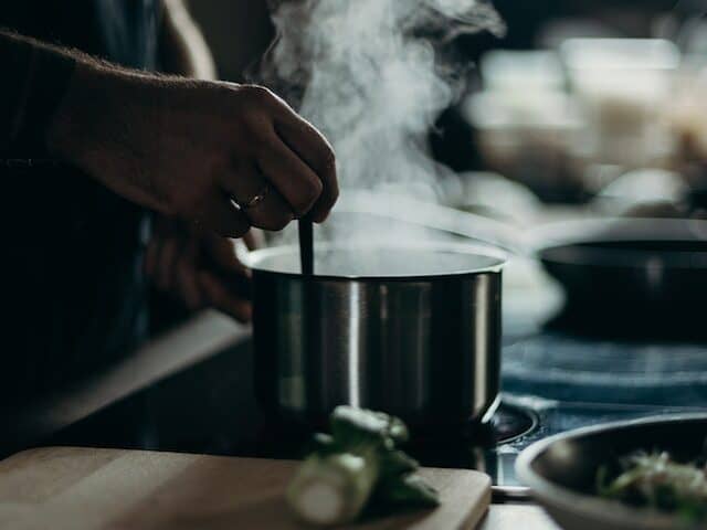 hot bowl method for facial steaming