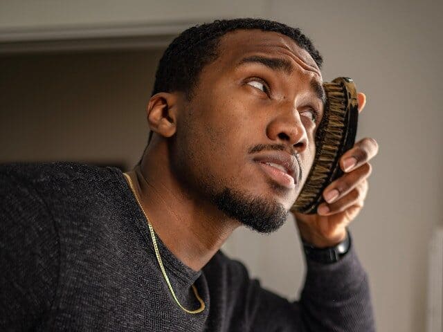 best way to brush your beard